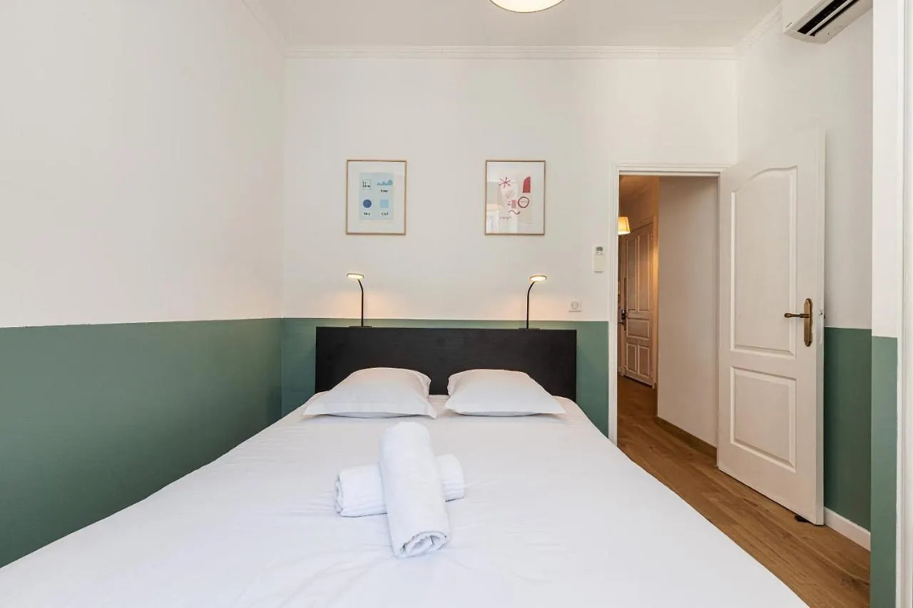 Confort Downtown 2 Bdr Nice 0*,